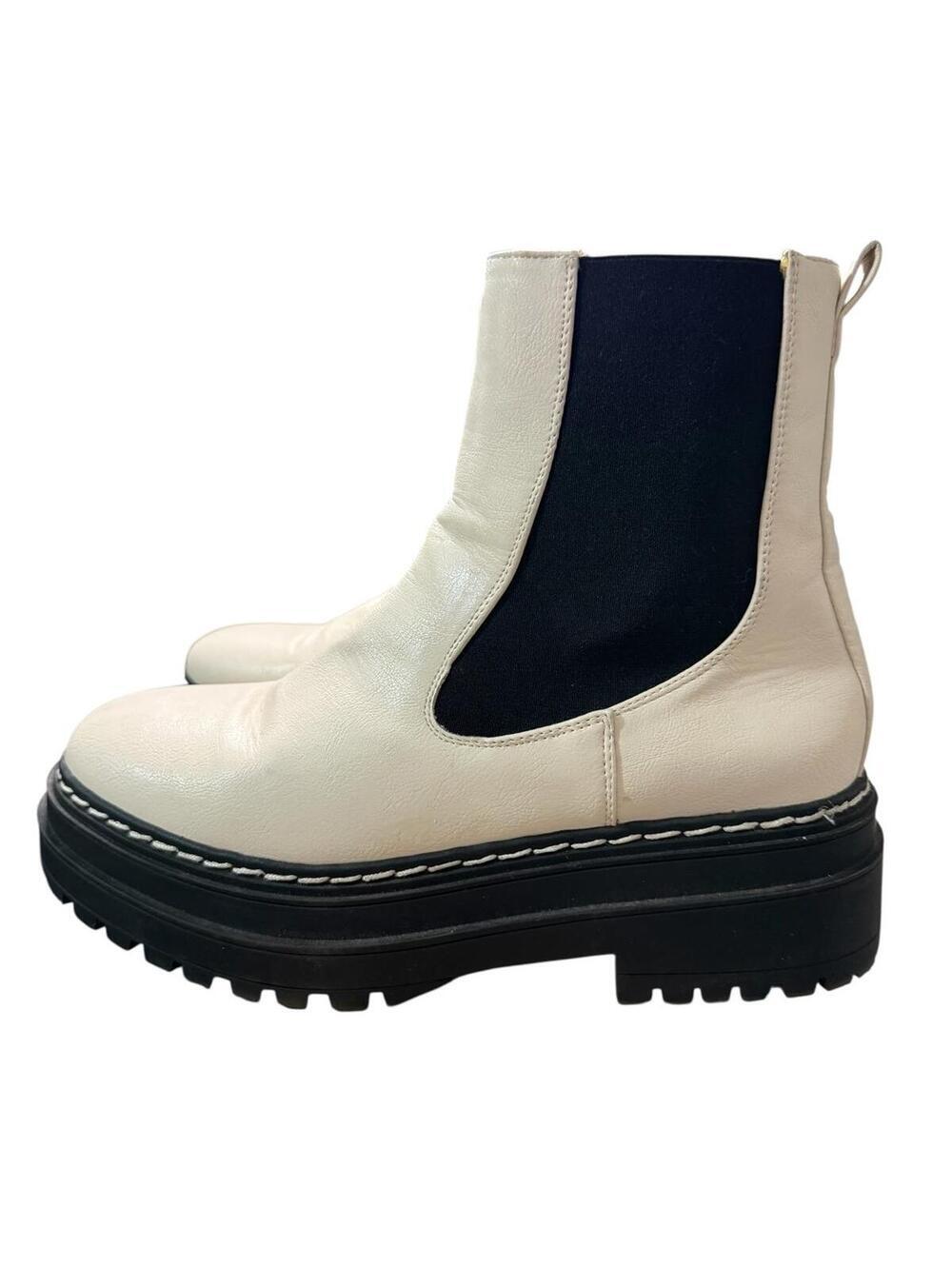 ESPRIT Stormi Chelsea Pull-On Lugsole Ankle Boots Size 8.5